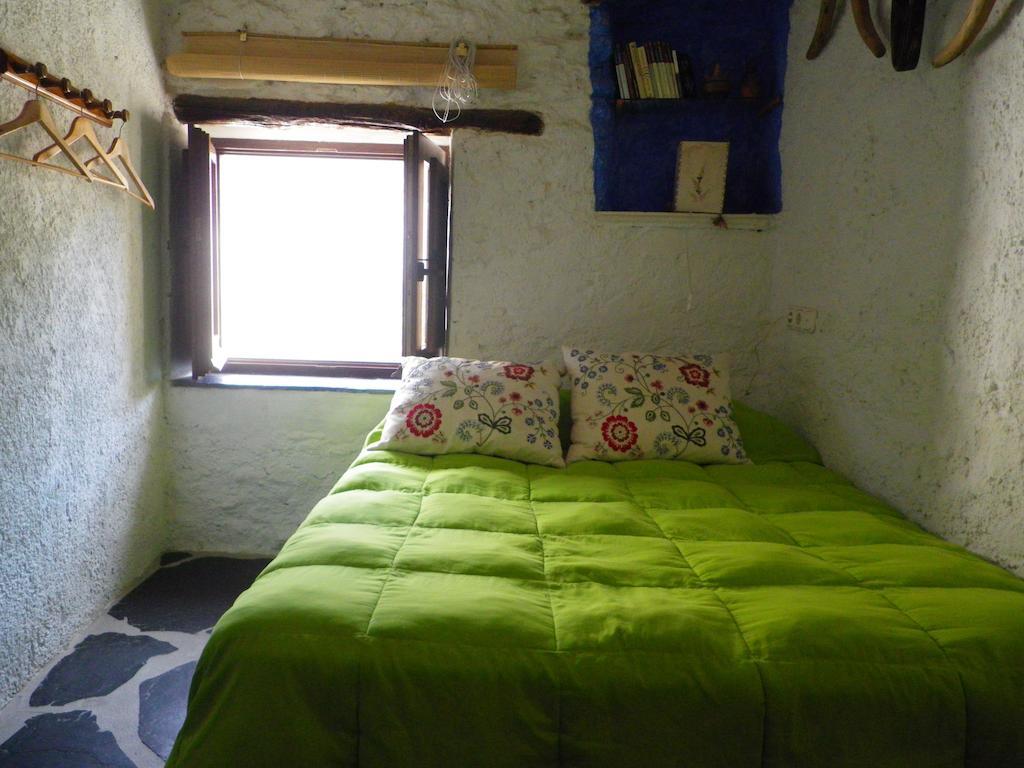 La Casa de la Bombilla Verde Trevélez Habitación foto